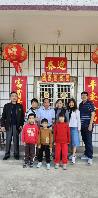Kisah keluarga Keluarga Ci Linda — perjalanan menemukan leluhur di Meizhou